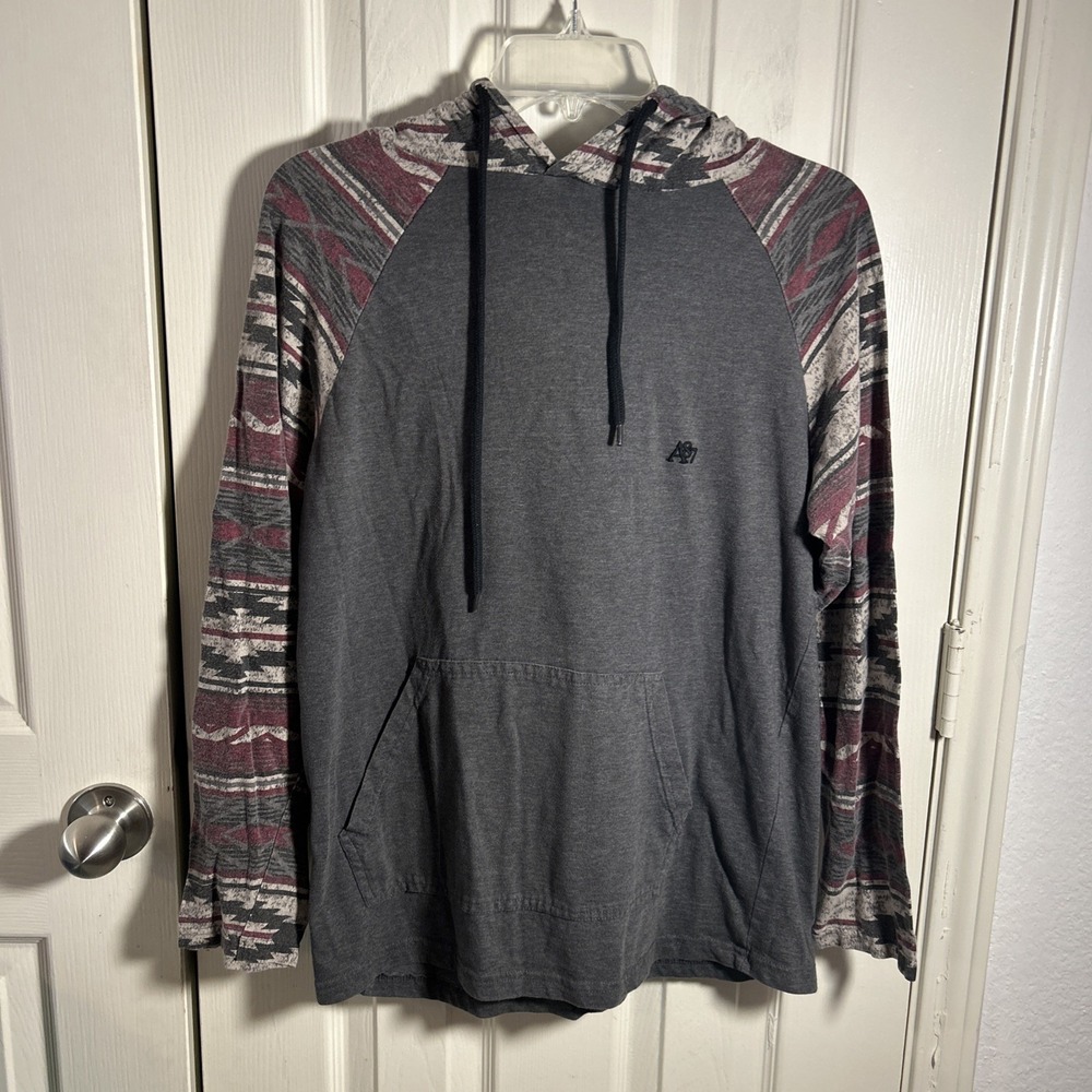Aeropostale Women's Size M Shirt Gray Southwestern Long Sleeve Hooded Tee